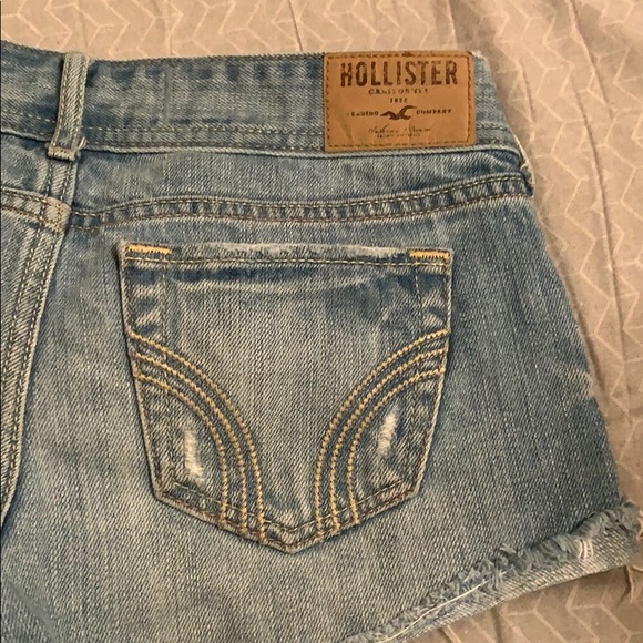 Hollister Pants - 💕 Hollister Jean shorts